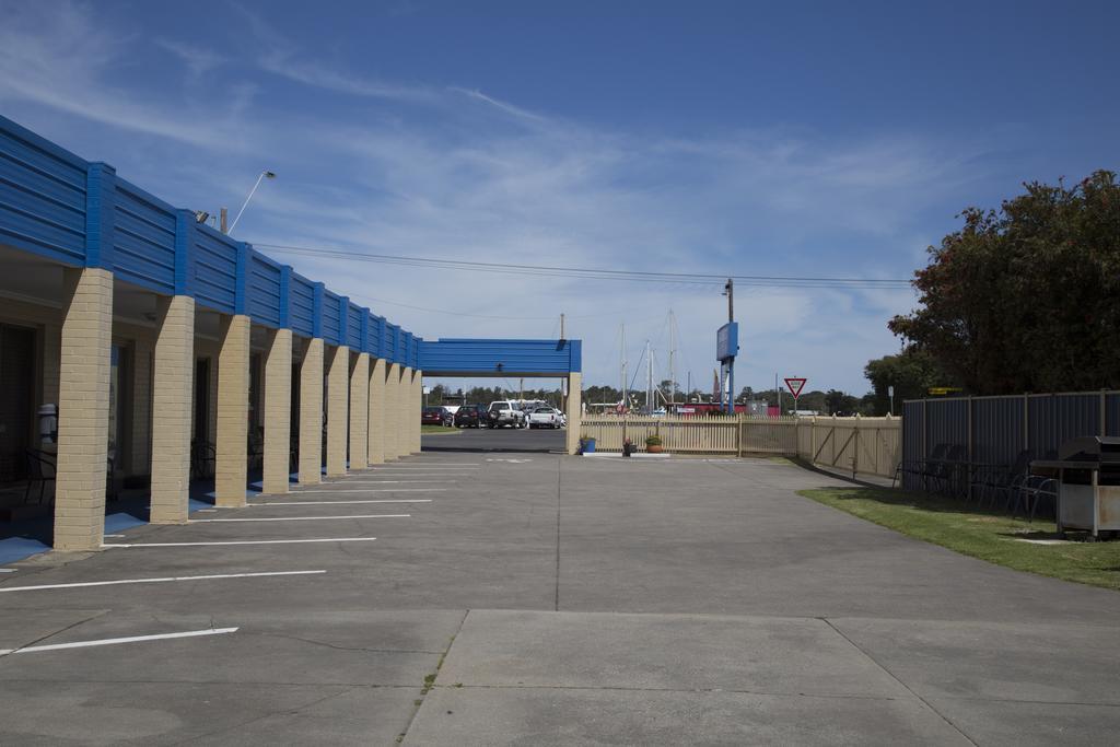 Bamboo Motor Inn Lakes Entrance Εξωτερικό φωτογραφία